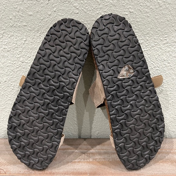 New Ecsa Suade Women’s Cork Sandals Size 10 - Picture 2 of 6